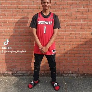 Meet your Posher, Walter